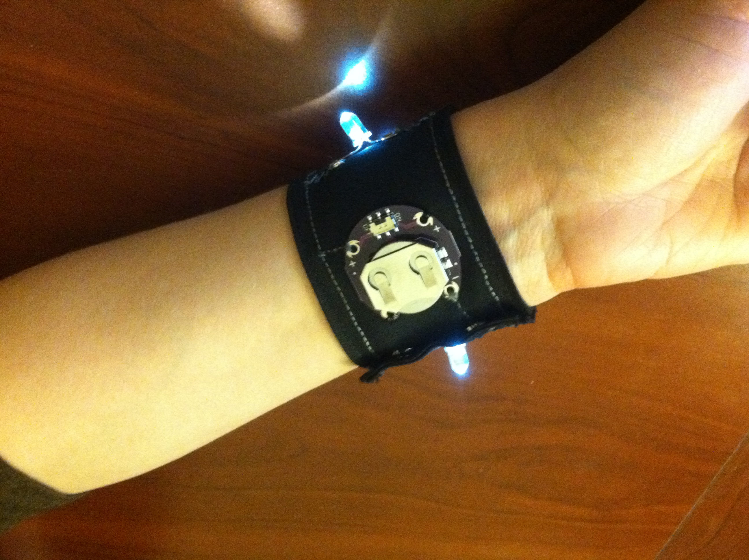 battery holder for led bracelet